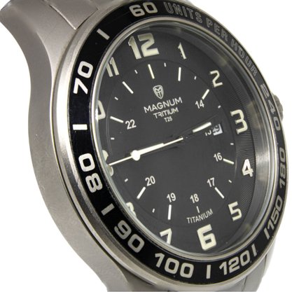 Relogio em Titanium Multifunção Tritium Magnum MT30080
